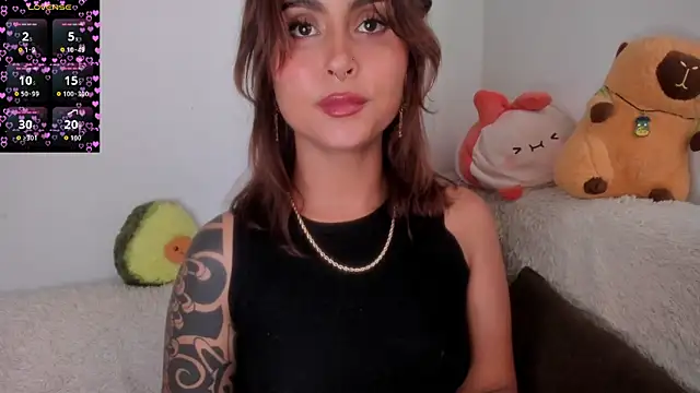 Violette-Ramirez01 online show from October 6, 9:26 pm