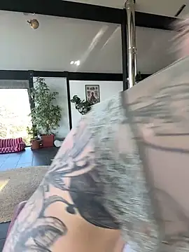 Stella-Kink online show from November 6, 8:40 am