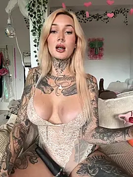 Snapshot of Stella-Kink chatting on September 11, 1:22 pm Stella-Kink online show from September 11, 1:22 pm