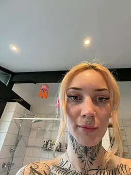 Stella-Kink online show from March 6, 1:06 pm