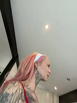 Stella-Kink online show from April 18, 10:06 am