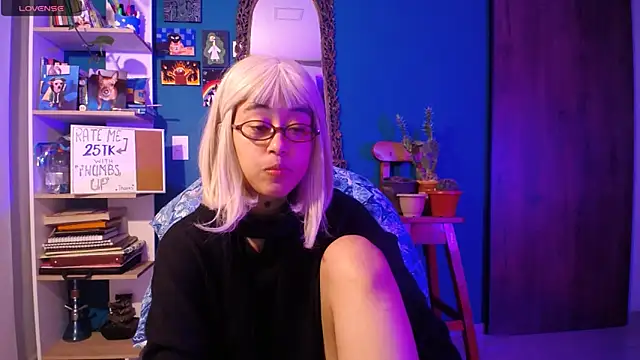 ela 0 online show from November 8, 7:01 am