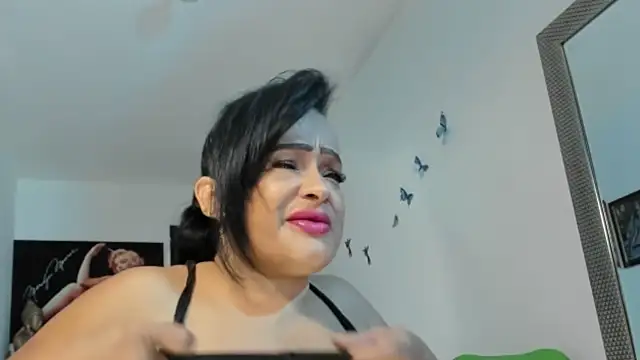 seleneh online show from April 12, 7:39 pm