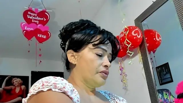 seleneh online show from February 20, 8:55 pm