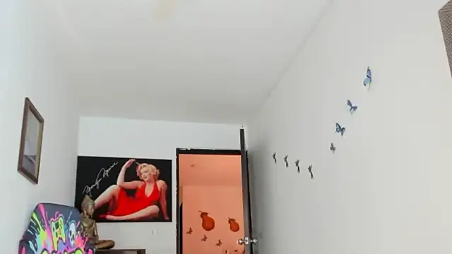 seleneh online show from March 18, 5:36 pm