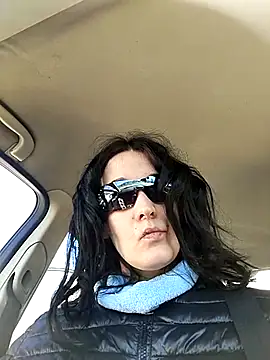 LauraBaby online show from March 19, 10:44 am