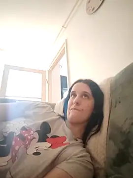 LauraBaby online show from March 20, 4:20 pm