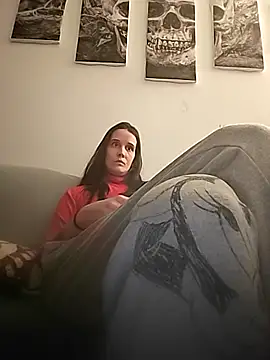 LauraBaby online show from April 22, 7:31 pm