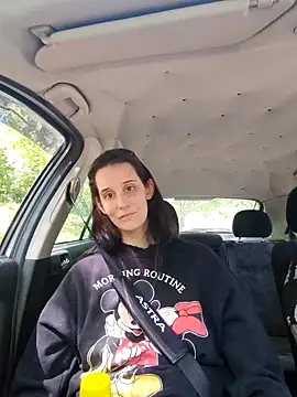 LauraBaby online show from May 3, 11:37 am