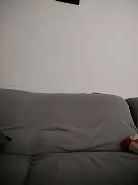 Snapshot of LauraBaby chatting on October 22, 1:54 pm LauraBaby online show from October 22, 1:54 pm