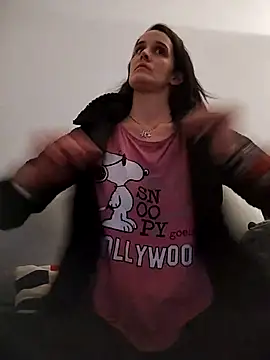 LauraBaby online show from October 5, 5:47 pm
