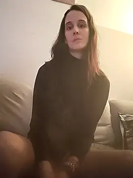 Snapshot of LauraBaby chatting on February 8, 3:54 pm LauraBaby online show from February 8, 3:54 pm