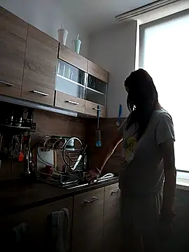 LauraBaby online show from September 24, 7:48 am