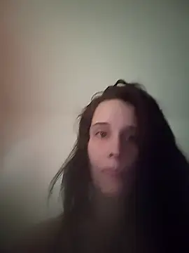 Snapshot of LauraBaby chatting on February 27, 1:44 pm LauraBaby online show from February 27, 1:44 pm