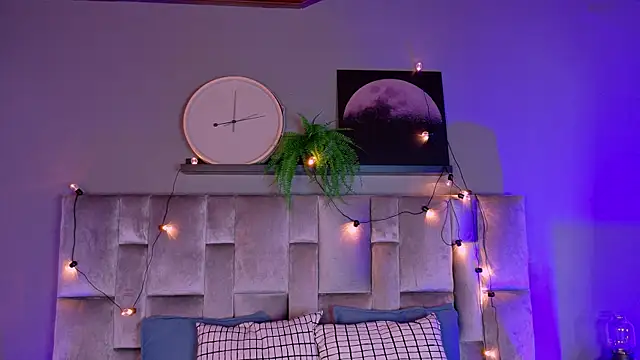 nahomi campbell online show from October 21, 7:35 pm