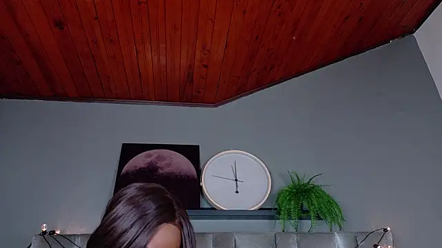 nahomi campbell online show from January 10, 7:42 pm