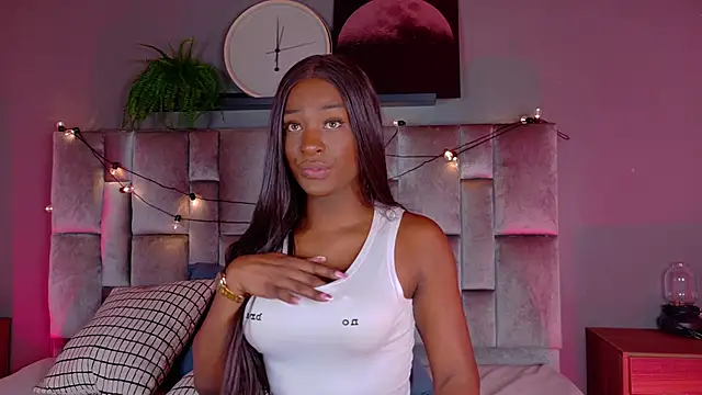 nahomi campbell online show from February 1, 11:41 am