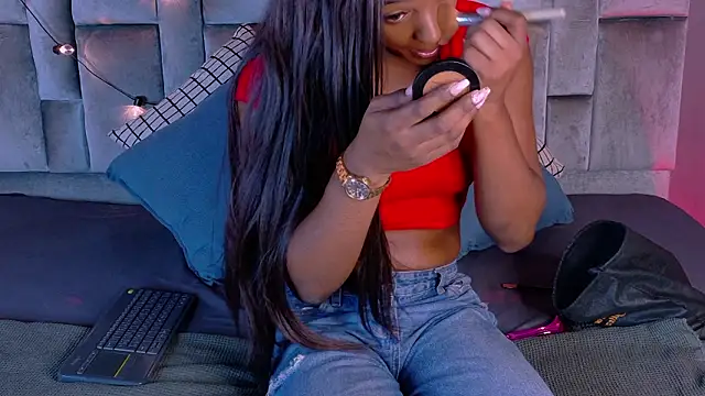 nahomi campbell online show from March 9, 8:23 pm