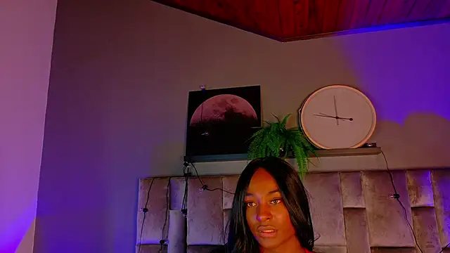 nahomi campbell online show from October 20, 7:36 pm