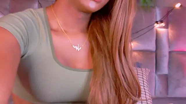 nahomi campbell online show from March 18, 7:37 pm