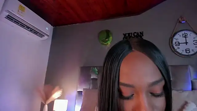 nahomi campbell online show from March 18, 7:22 pm