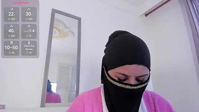 Amina hafsa online show from November 29, 7:14 pm