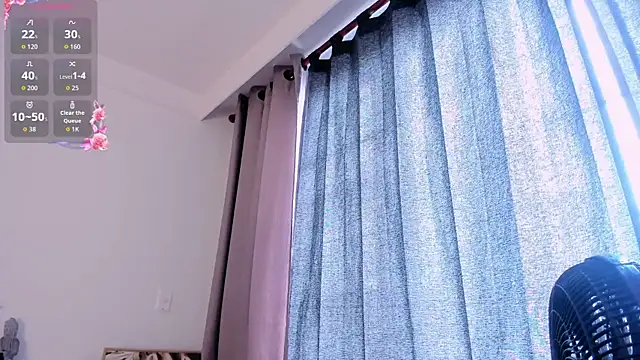 Amina hafsa online show from February 9, 7:23 pm