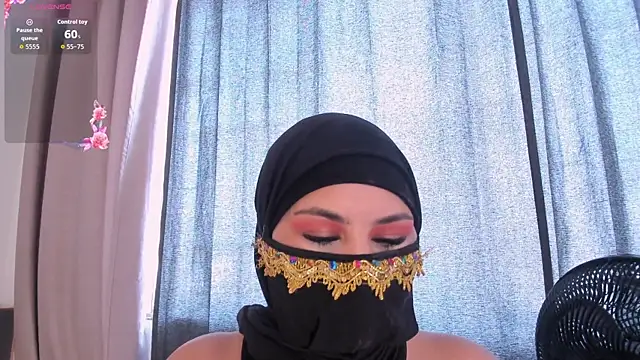 Amina hafsa online show from February 12, 7:24 pm