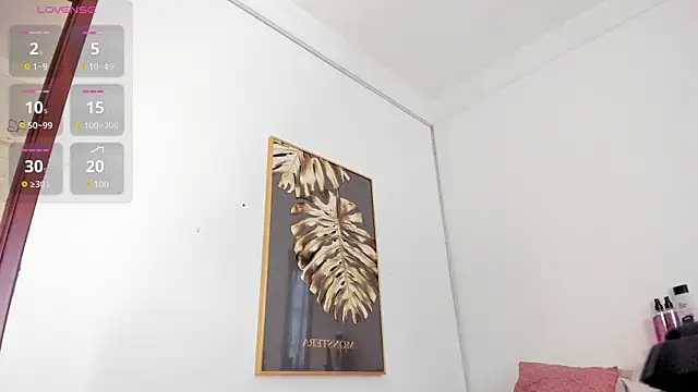 Amina hafsa online show from April 15, 7:58 pm