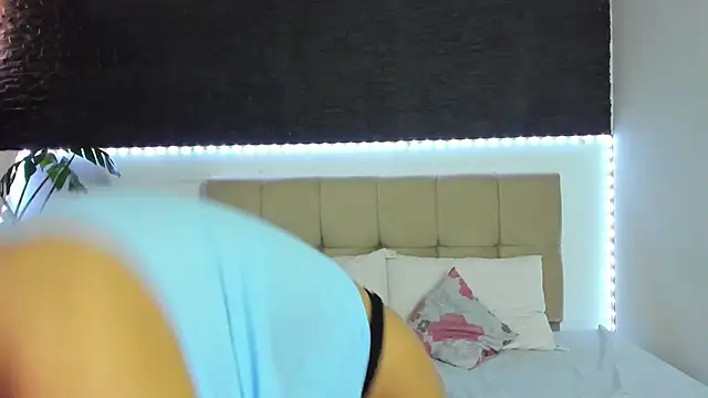 anaroman01 online show from September 23, 6:48 pm
