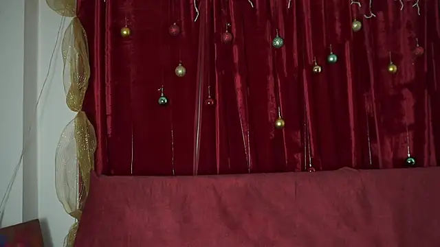 roselinedior online show from December 22, 2:06 pm