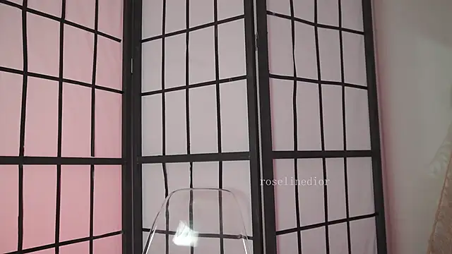 roselinedior online show from April 5, 4:02 pm