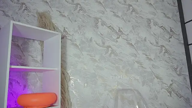 roselinedior online show from March 29, 4:52 pm