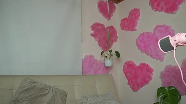 roselinedior online show from March 3, 4:15 pm