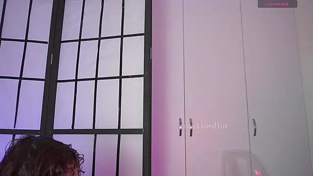 roselinedior online show from April 16, 3:13 pm