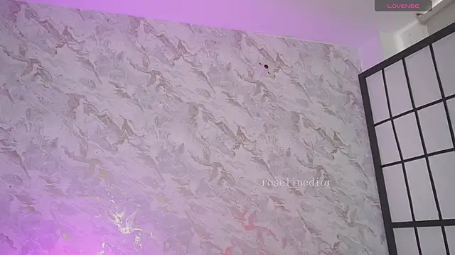 roselinedior online show from March 31, 3:14 pm