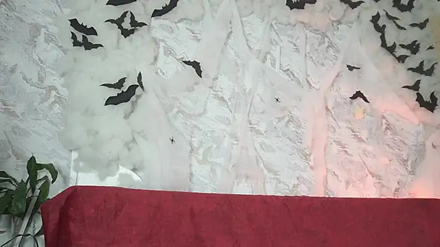 roselinedior online show from October 30, 3:53 pm