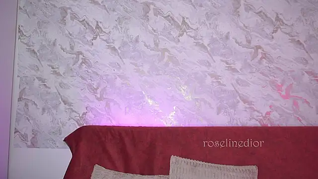 roselinedior online show from December 1, 1:45 pm