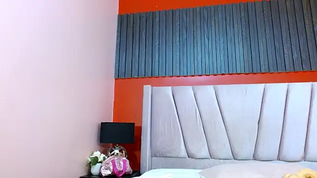 Snapshot of VeronicaRobles chatting on September 13, 7:14 pm VeronicaRobles online show from September 13, 7:14 pm