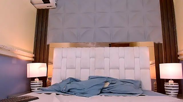 Snapshot of VeronicaRobles chatting on March 18, 5:33 pm VeronicaRobles online show from March 18, 5:33 pm