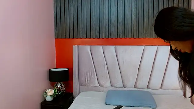 Snapshot of VeronicaRobles chatting on October 17, 5:59 pm VeronicaRobles online show from October 17, 5:59 pm