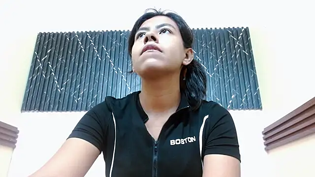 VeronicaRobles online show from March 6, 7:53 pm