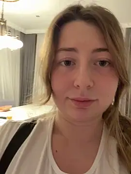 curvyflawless online show from November 19, 5:57 pm