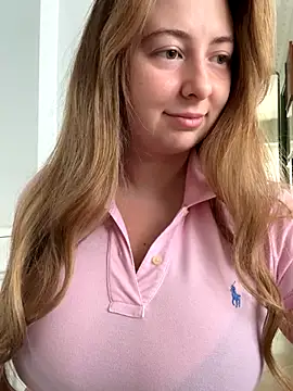 curvyflawless online show from October 27, 7:42 am