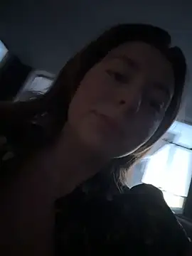 curvyflawless online show from April 16, 3:57 pm