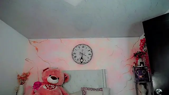 maria camilacms online show from February 18, 6:04 pm