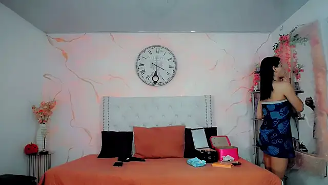 maria camilacms online show from December 15, 6:14 pm