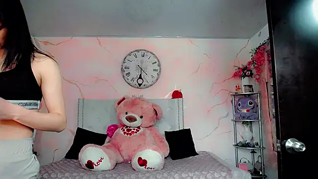 maria camilacms online show from March 12, 6:12 pm