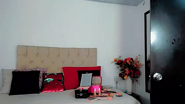 maria camilacms online show from October 23, 4:27 pm