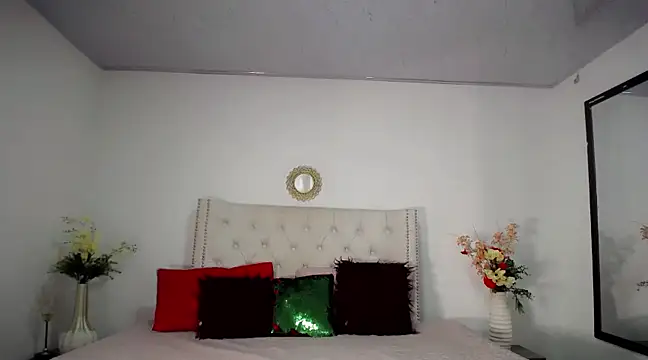 maria camilacms online show from March 1, 10:10 pm